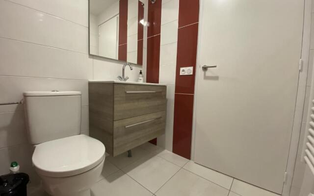 Apartamentos Apolo VII 7-1º-11