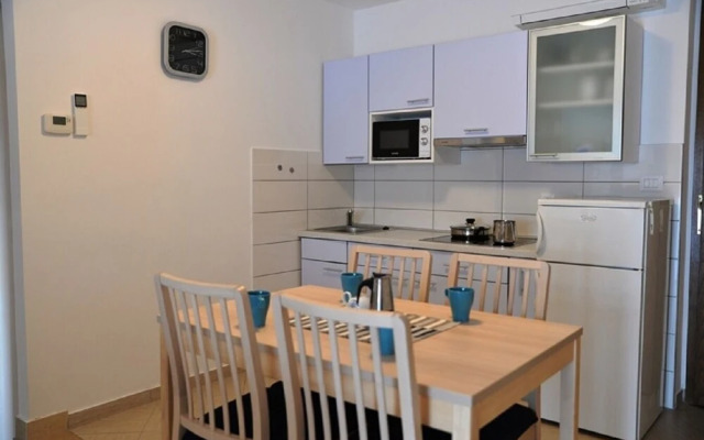 Forna - Free Parking - A1