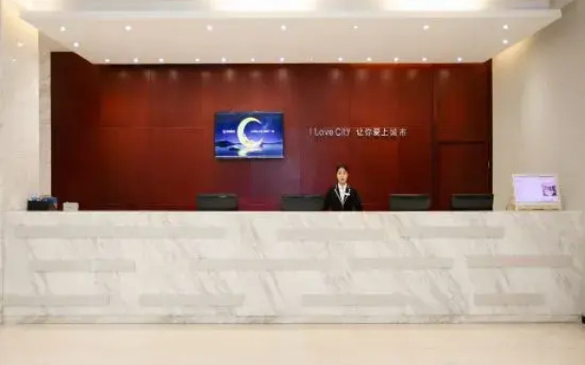 City Comfort Inn Hotel (Hechi Dahua Riverside)