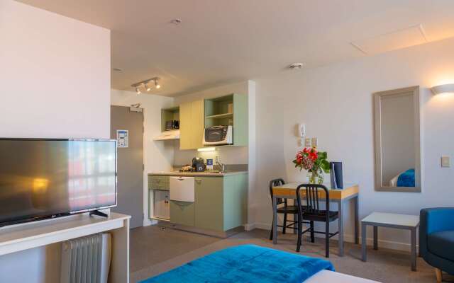 Astelia Apartment Hotel