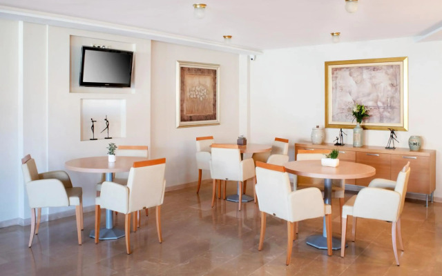 Karalis City Hotel