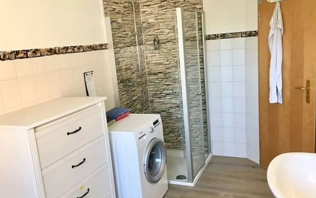 Anchorage Modern Retreat