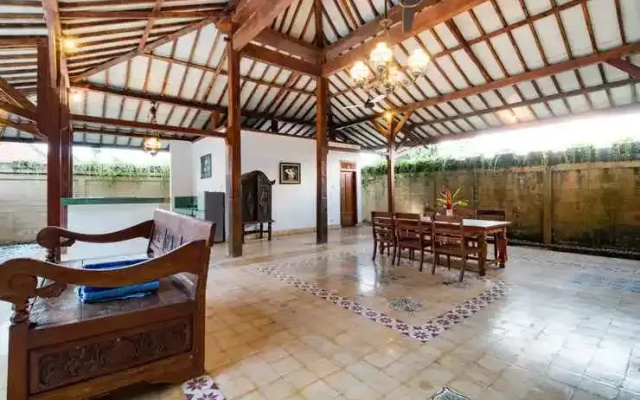Royal Indah Bali Villas