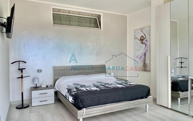 Cristallo Apartment - Desenzano Del Garda - GardaAffitti com