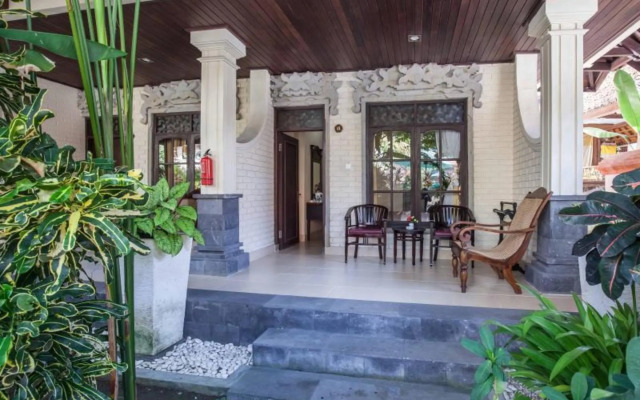 Vila Shanti Beach Hotel