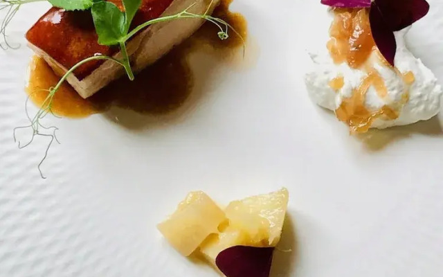 1883 Restaurant & Rooms