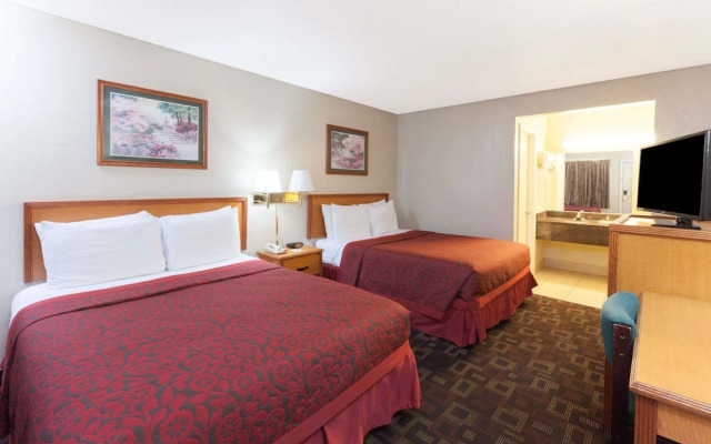 Days Inn By Wyndham Oklahoma City Fairground