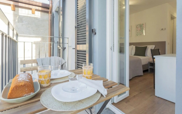 Pozzo Vertical Apartment With Garden and Parking by Rent all Como