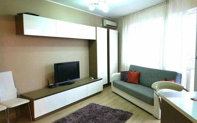 Skyline Rooftop Condos