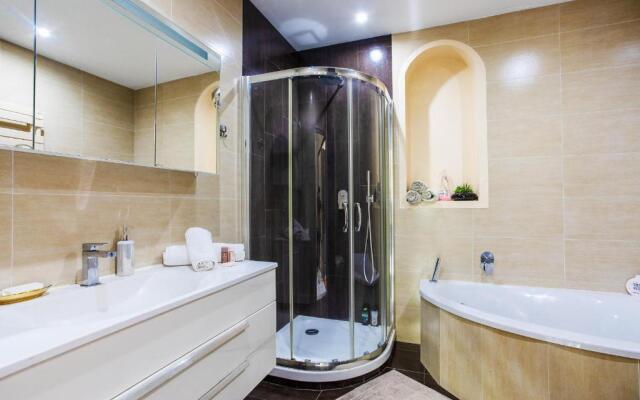 LA SOLEILLA VI4295 By Riviera Holiday Homes