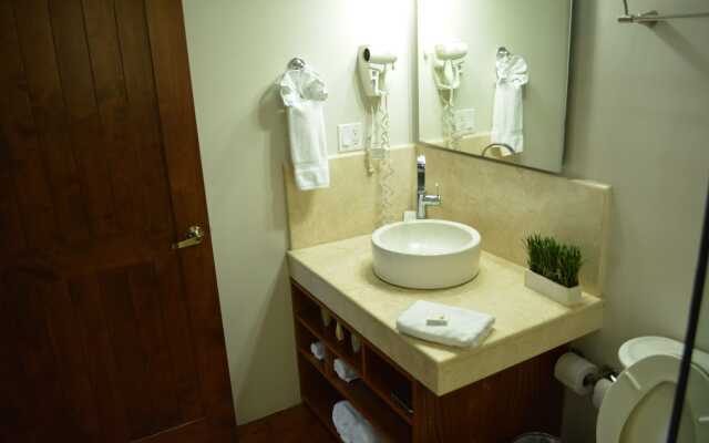 San Angel Suites