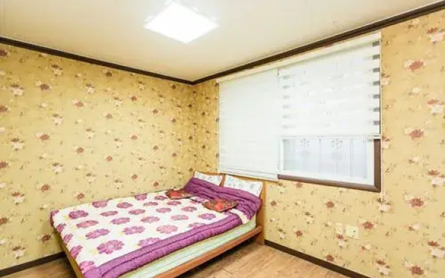 Taean Ggotji Haesong Pension