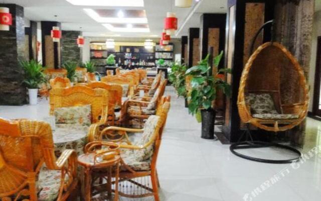 Meishan Fu Traders Hotel four