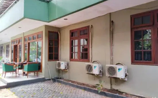 DeKuningan House