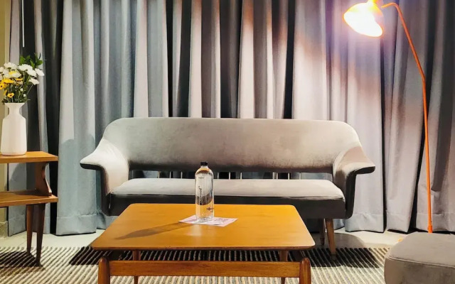Hotel Doblell Near Provenza by Wynwood House