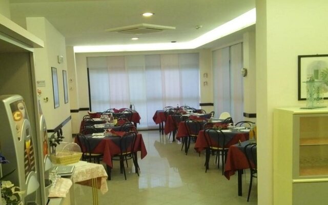 Vinsea Hotel