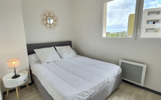 Luxurious Maisonette With Washing Machine Near Valras-plage