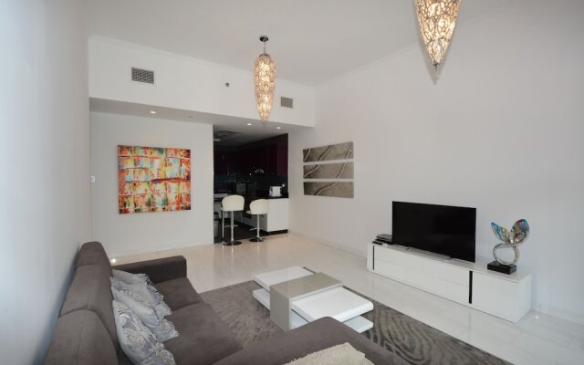 Cayan Tower by Deluxe Holiday Homes
