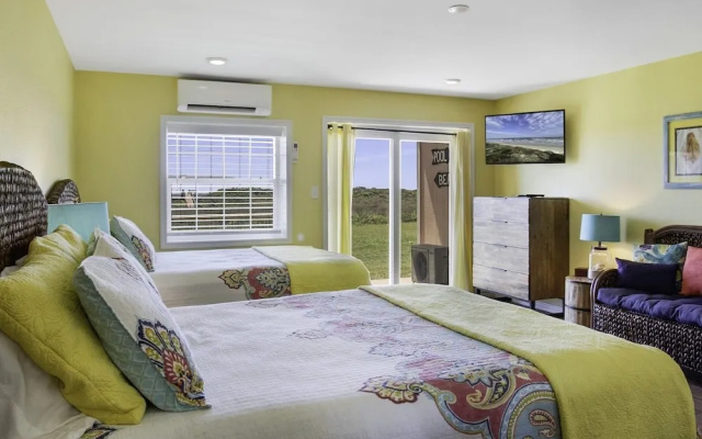 Island 128 1 Bedroom Condo