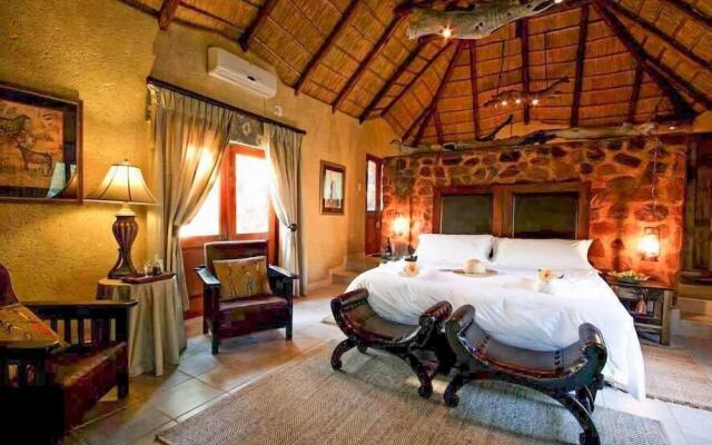 Zenzele River Lodge