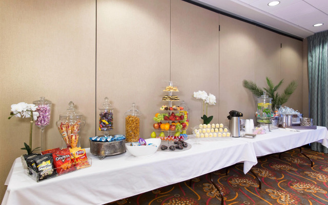 Ramada Plaza by Wyndham Orlando Resort & Suites Intl Drive