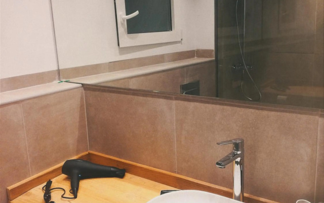 Turistic Girona - Piso de 3 habitaciones