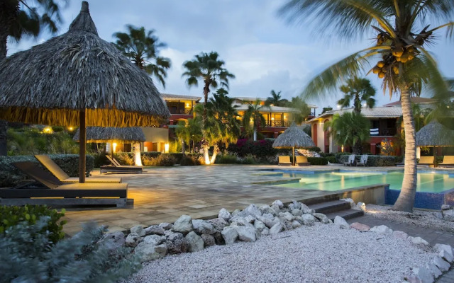 Spanish Water Apartments
