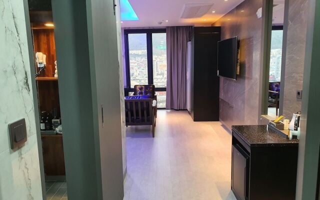 Busan Seomyeon YUNA Hotel Business