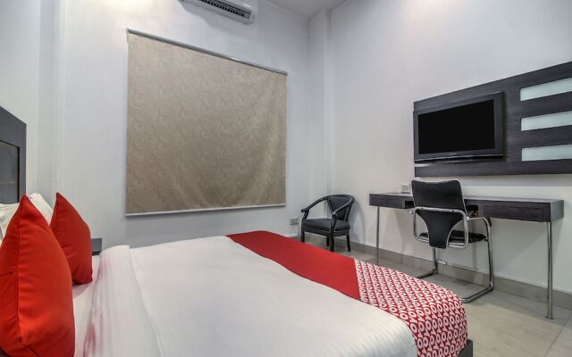 OYO Flagship 14443 Chaupal Sector 14