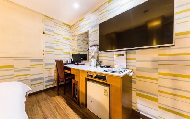 Seocho JS Hotel