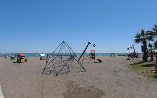 BEACH AND CENTER APARTMENT 2 BEDROOMs