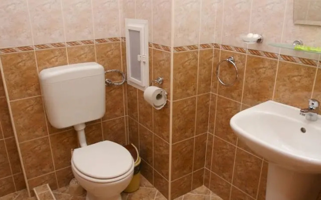 Elegance Family Hotel