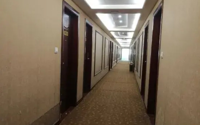 Mangrove Business Hotel Puning