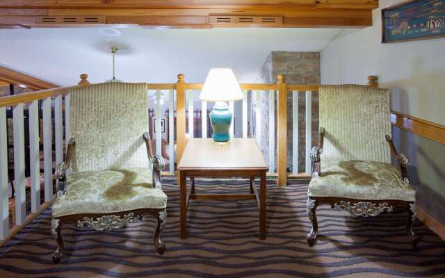 AmericInn by Wyndham Coon Rapids
