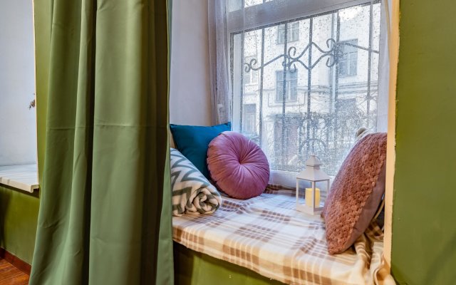 ApartMe on 8th Krasnoarmeyskaya Street