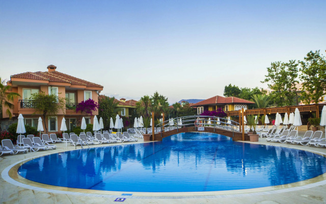 Club Dizalya Hotel