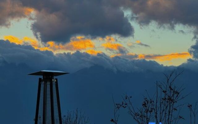 DL Fang Island Resort Shuanglang Erhai