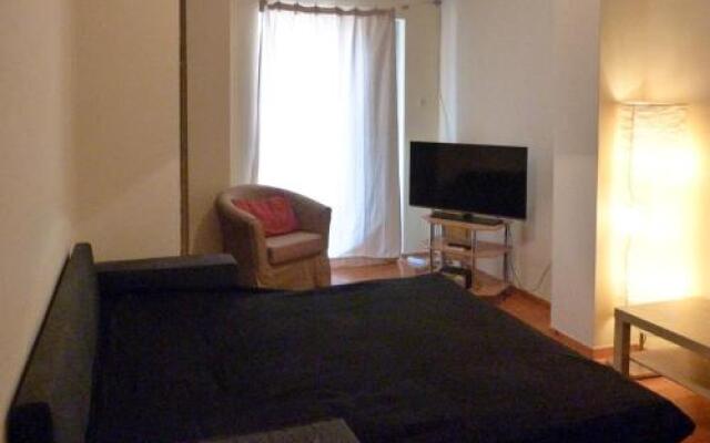 Homely Spacious Studio