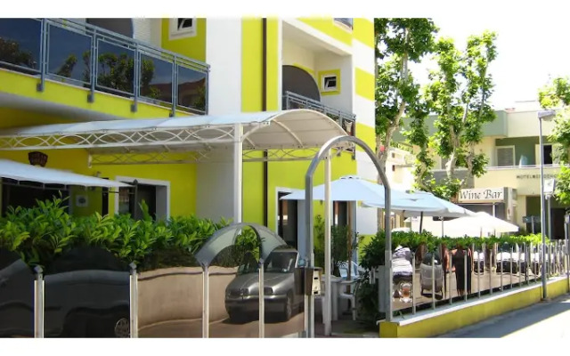 Hotel Dream