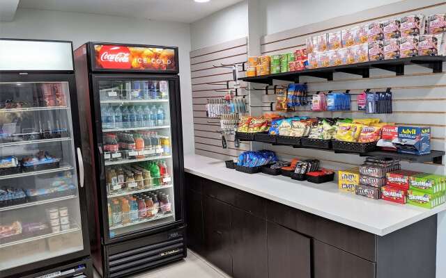 Best Western Plus Commerce Hotel