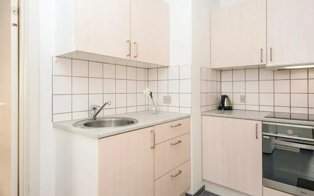 Holiday Home, Near Town Square