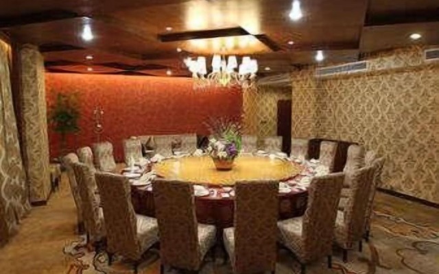 Ramada by Wyndham Longyan