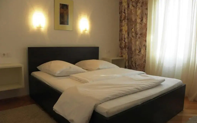 Cozy three bedroom holiday home in Barbat