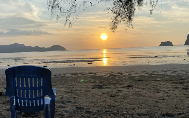 Blue Lagoon Home Trang