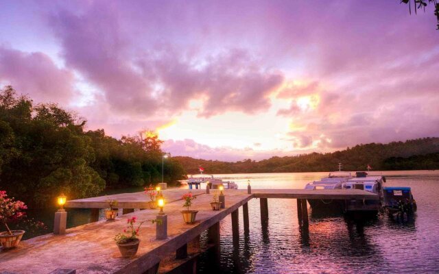 Honey Bay Resort Lembeh