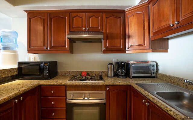 Luna Maya 5 2 Bedroom Condo