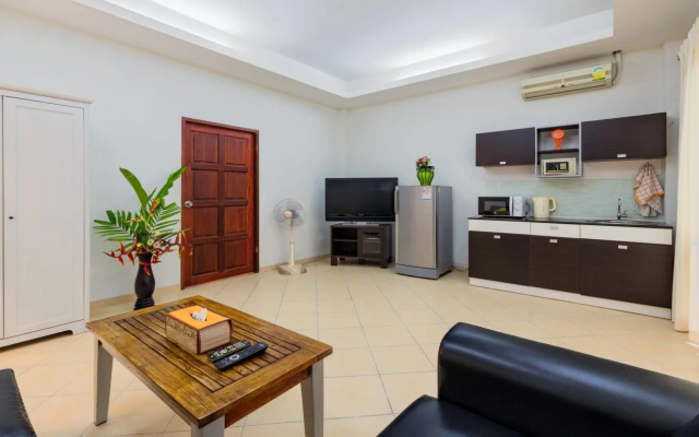 Kata Pool Apartments