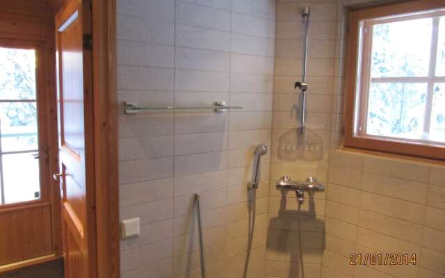 Rukako IHTINGINRINNE