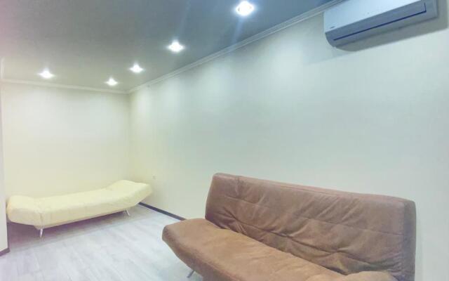 Apartments on Azat Abbasov street 13