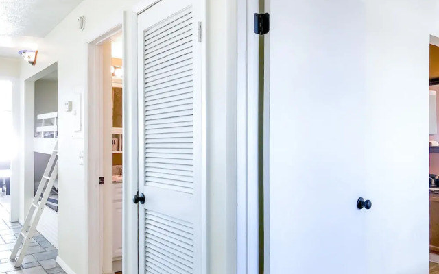 Summit Beach Resort by H2O VR